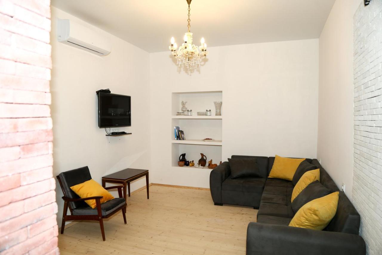 Panchitos Apartment 第比利斯 外观 照片